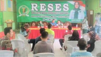 Anggota DPRD Lampung Hanifah Reses di Way Lima